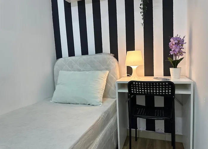 Lovely Private Partition Room In Barsha Heights