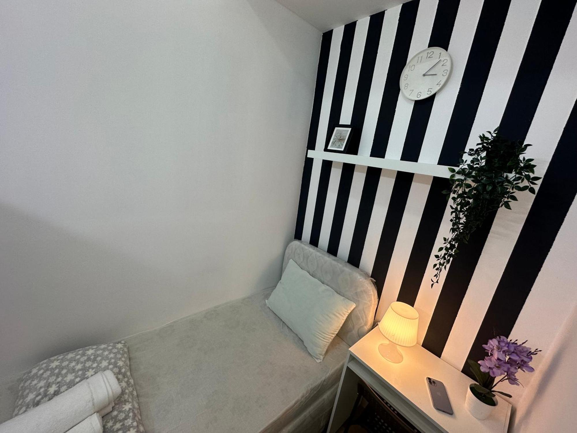 Homestay Lovely Private Partition In Barsha Heights