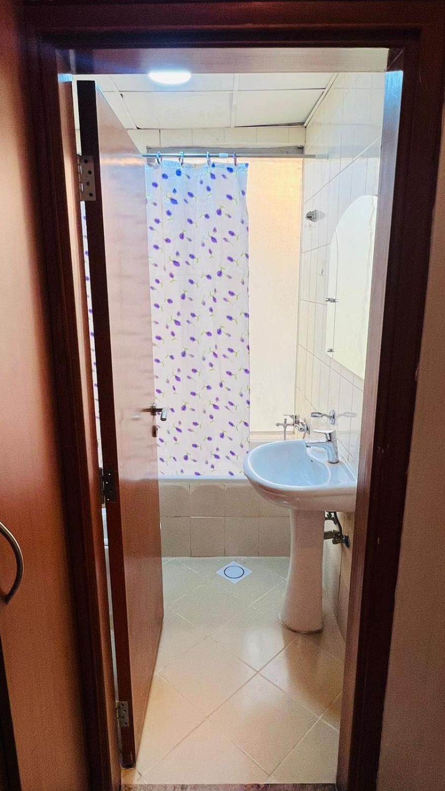 Lovely Private Partition In Barsha Heights Homestay Dubai